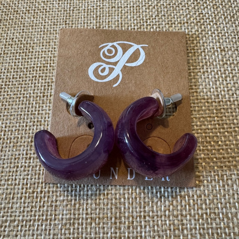 Plunder Amethyst Hoop Earrings